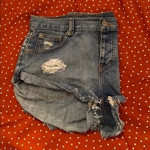 Amuse jean shorts